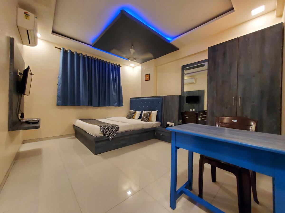 Hotel Mari Aai Residency نافي مومباي المظهر الخارجي الصورة