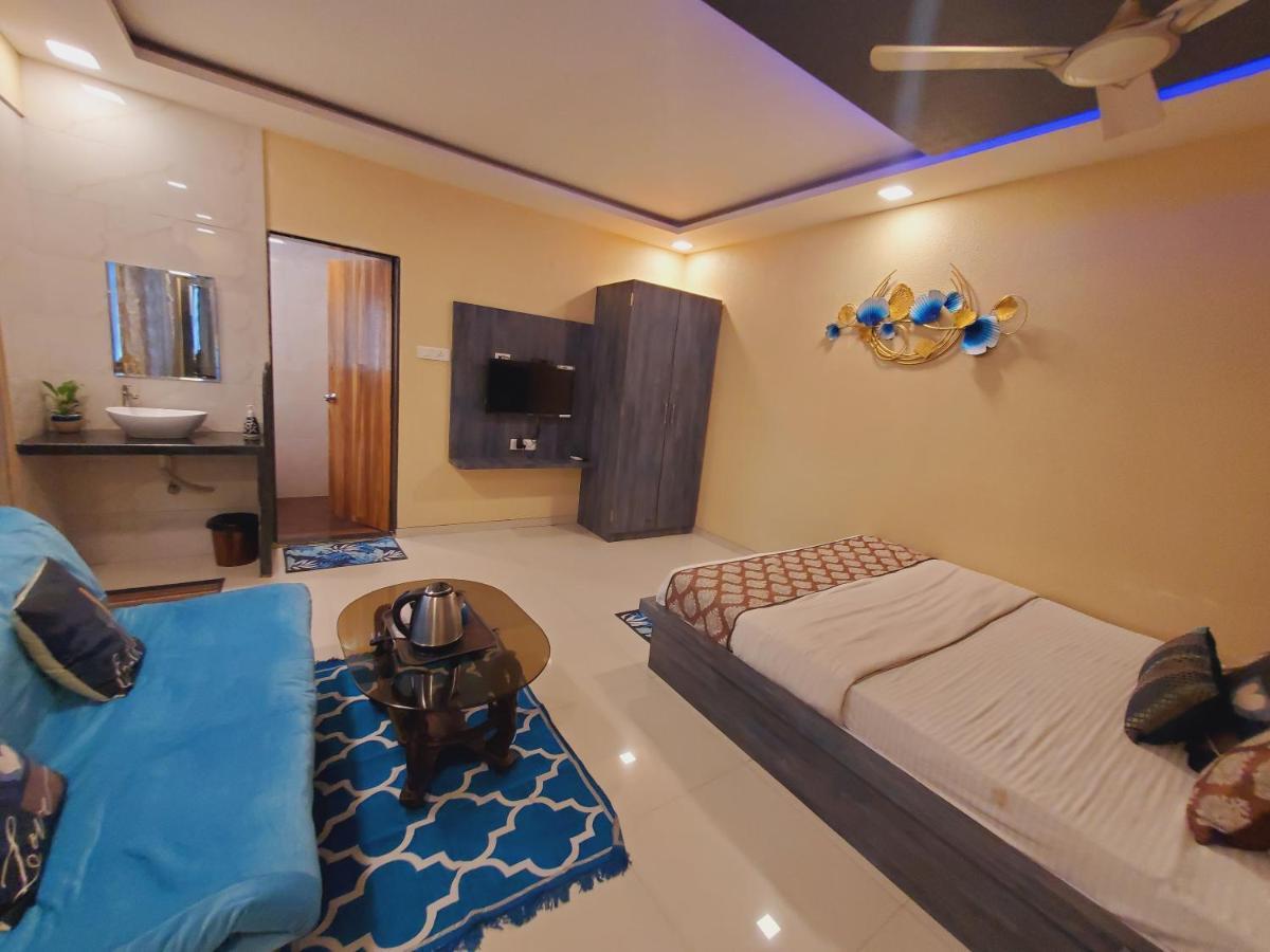 Hotel Mari Aai Residency نافي مومباي المظهر الخارجي الصورة