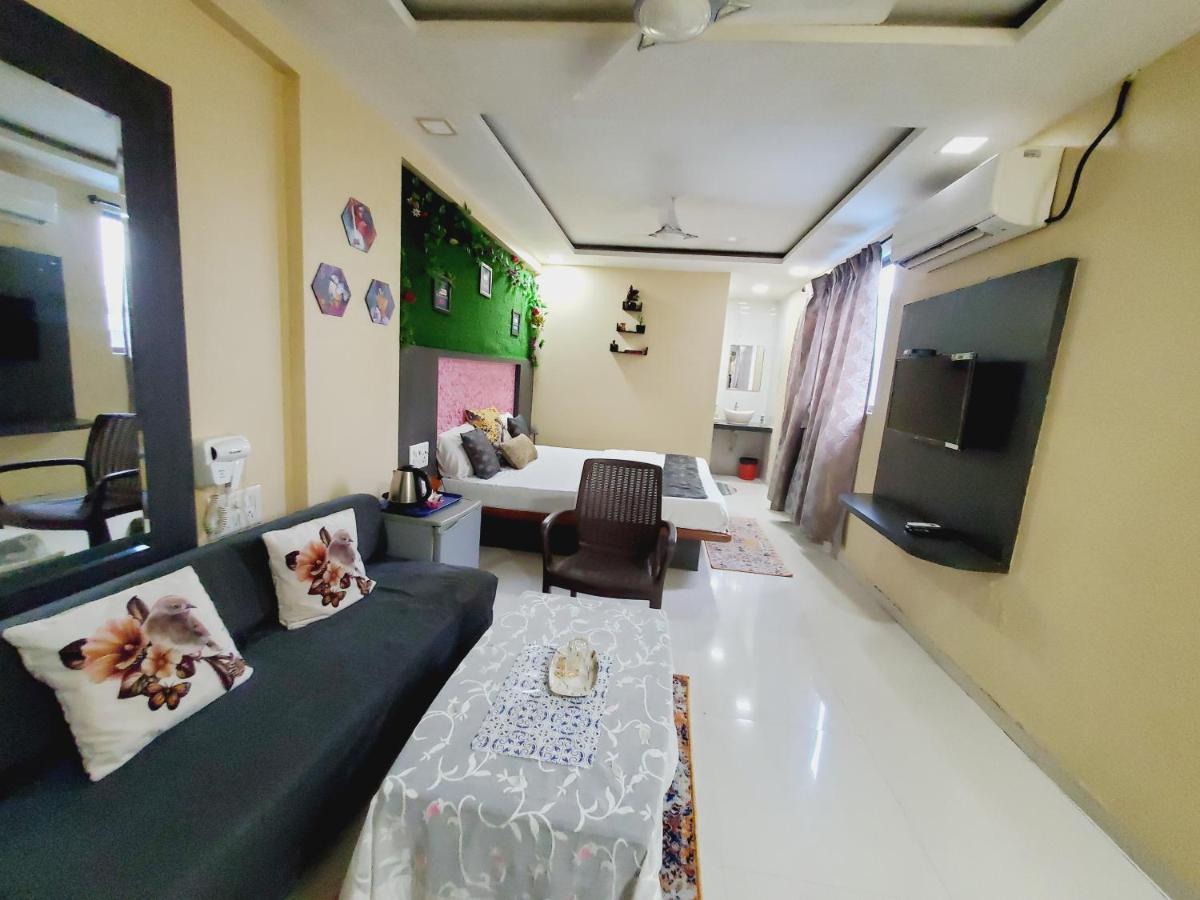 Hotel Mari Aai Residency نافي مومباي المظهر الخارجي الصورة