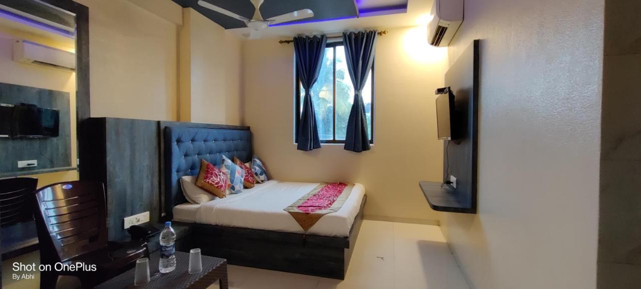 Hotel Mari Aai Residency نافي مومباي المظهر الخارجي الصورة