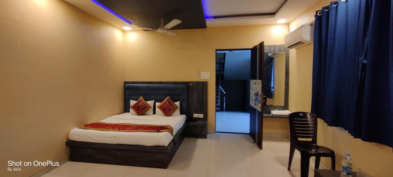 Hotel Mari Aai Residency نافي مومباي المظهر الخارجي الصورة