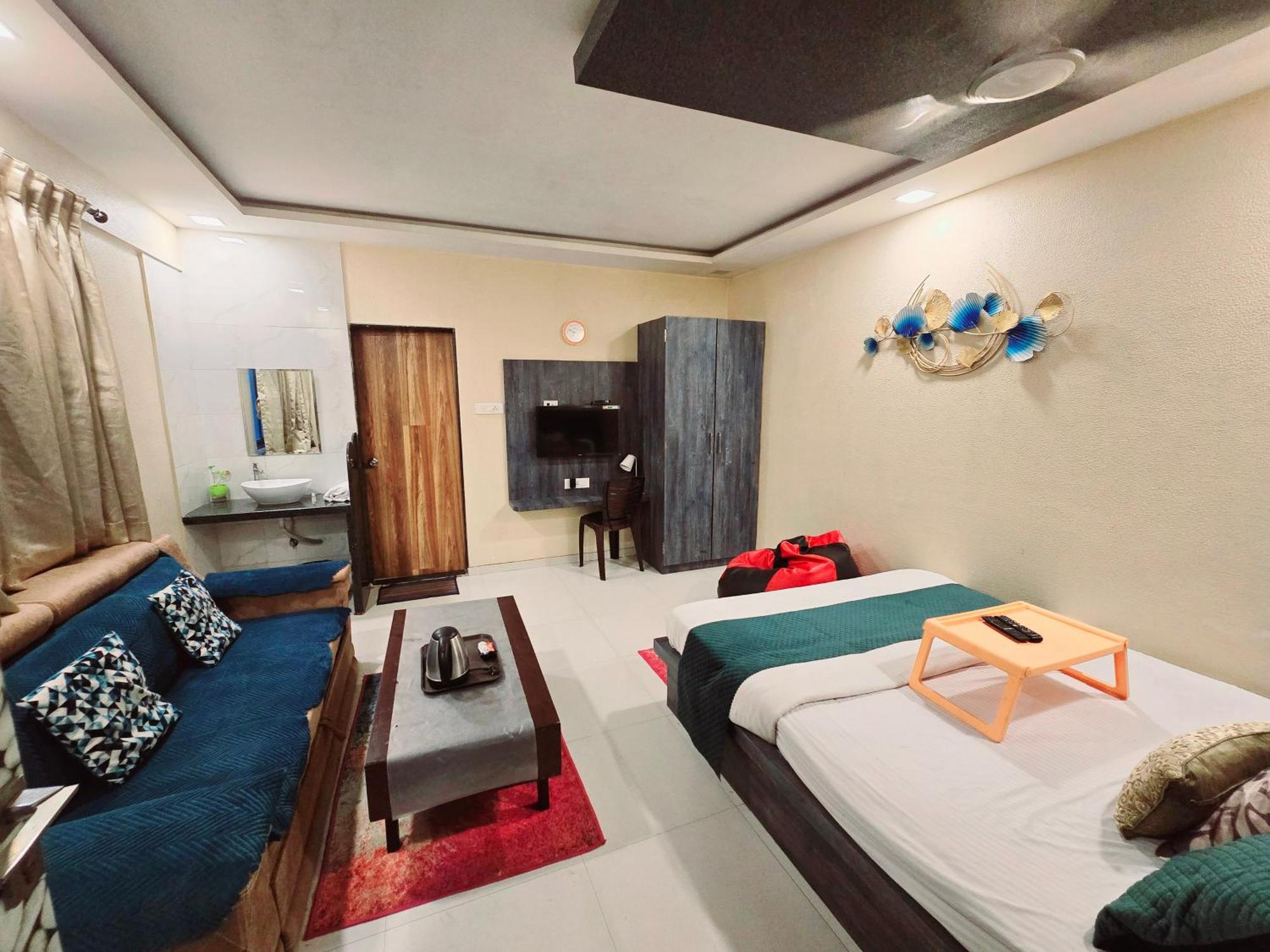 Hotel Mari Aai Residency نافي مومباي الغرفة الصورة