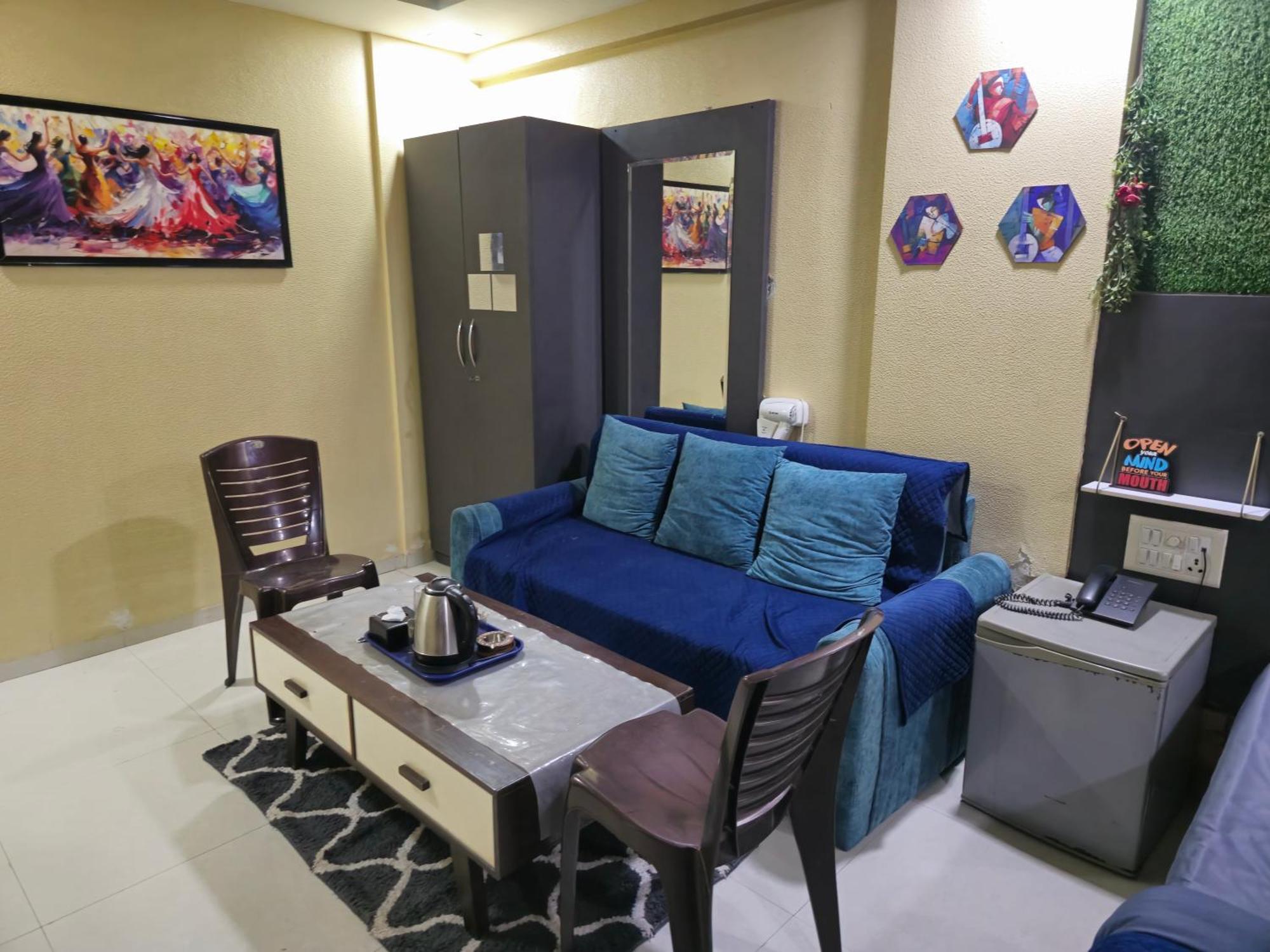 Hotel Mari Aai Residency نافي مومباي المظهر الخارجي الصورة