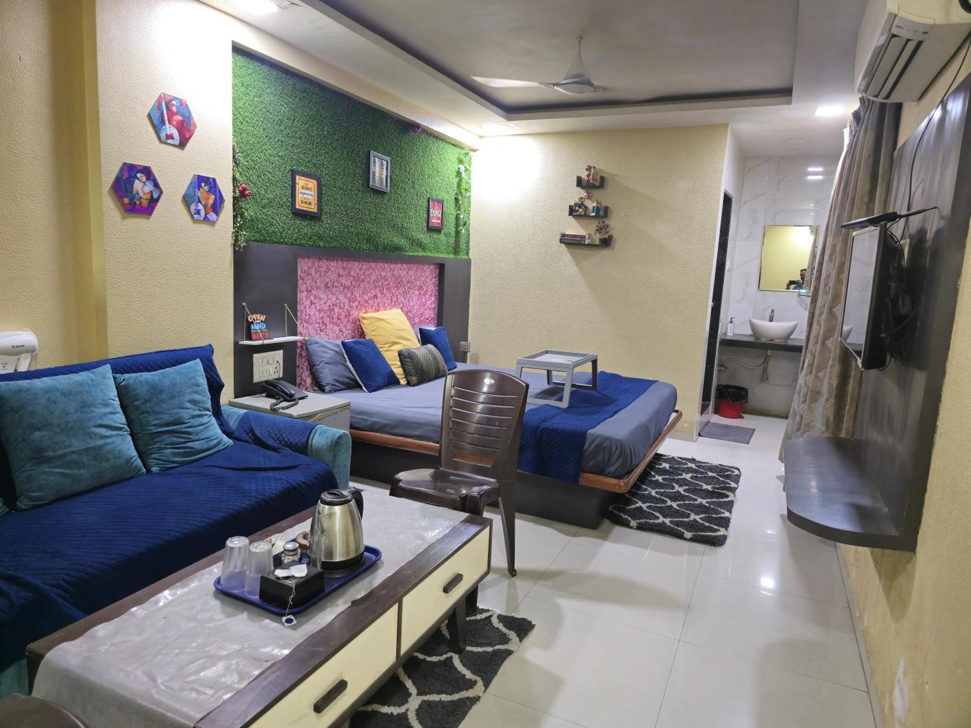 Hotel Mari Aai Residency نافي مومباي المظهر الخارجي الصورة
